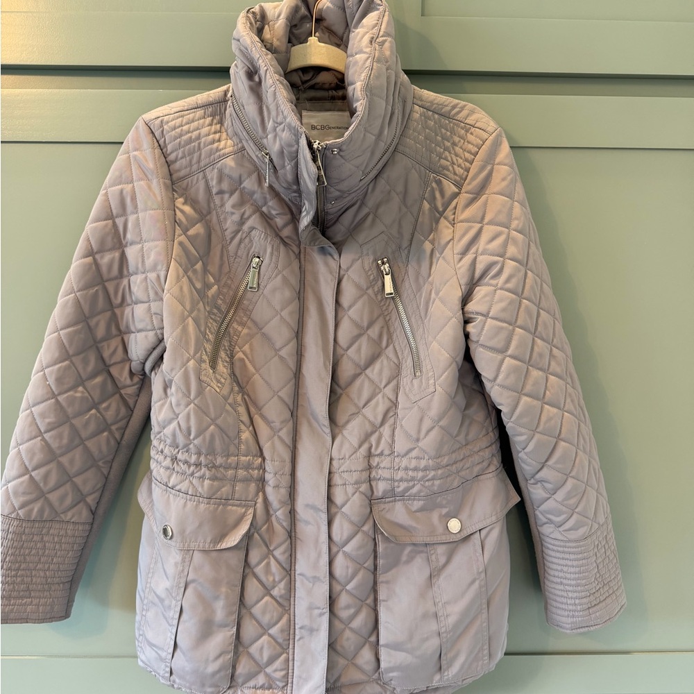 BCBGeneration Quilted Puffer Jacket in Light Gray